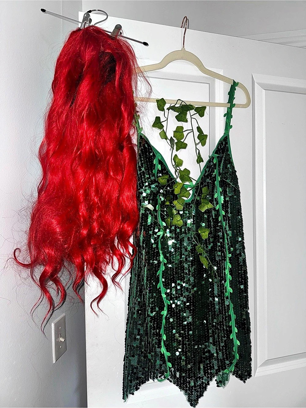 Poison Ivy Halloween Costume with Wig
